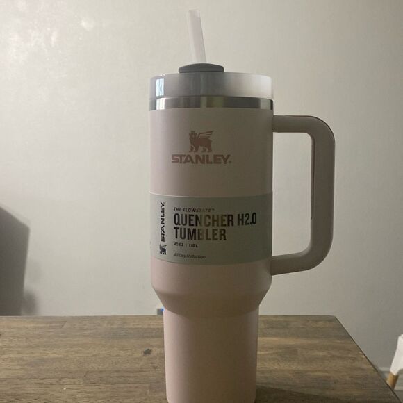 NWT- STANLEY- Quencher H2.0 tumbler- Rose Quartz- 40oz - Picture 2 of 8